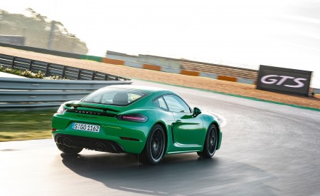2020 Porsche 718 Cayman GTS 4.0 (Color: Phyton Green) Rear Three-Quarter Wallpapers 450x275 (80)