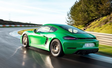 2020 Porsche 718 Cayman GTS 4.0 (Color: Phyton Green) Rear Three-Quarter Wallpapers 450x275 (81)