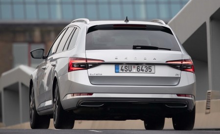 2020 Skoda Superb Combi iV Plug-In Hybrid Rear Wallpapers 450x275 (82)