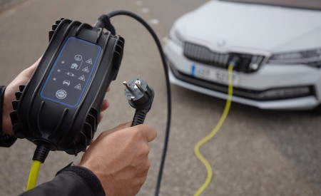 2020 Skoda Superb iV Plug-In Hybrid Detail Wallpapers 450x275 (53)