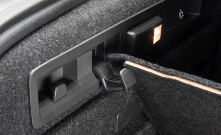 2020 Skoda Superb iV Plug-In Hybrid Interior Detail Wallpapers 450x275 (72)