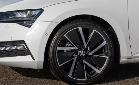 2020 Skoda Superb iV Plug-In Hybrid Wheel Wallpapers 450x275 (50)
