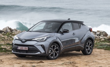 2020 Toyota C-HR Hybrid (Euro-Spec) Front Three-Quarter Wallpapers 450x275 (159)