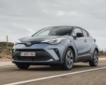 2020 Toyota C-HR Hybrid (Euro-Spec) Front Three-Quarter Wallpapers 150x120