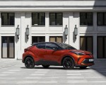 2020 Toyota C-HR Hybrid (Euro-Spec) Front Three-Quarter Wallpapers 150x120