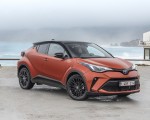 2020 Toyota C-HR Hybrid (Euro-Spec) Front Three-Quarter Wallpapers 150x120
