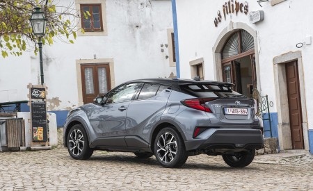 2020 Toyota C-HR Hybrid (Euro-Spec) Rear Three-Quarter Wallpapers 450x275 (155)