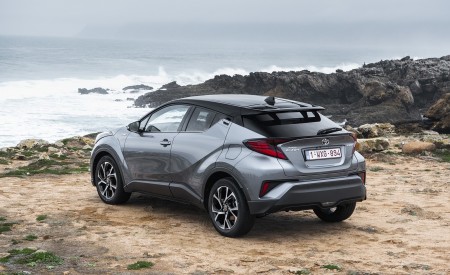 2020 Toyota C-HR Hybrid (Euro-Spec) Rear Three-Quarter Wallpapers 450x275 (164)