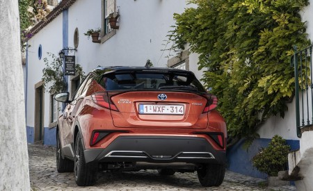 2020 Toyota C-HR Hybrid (Euro-Spec) Rear Wallpapers 450x275 (61)