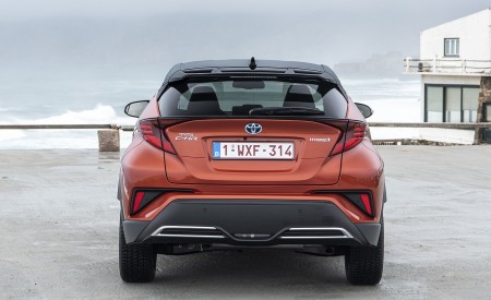 2020 Toyota C-HR Hybrid (Euro-Spec) Rear Wallpapers 450x275 (45)