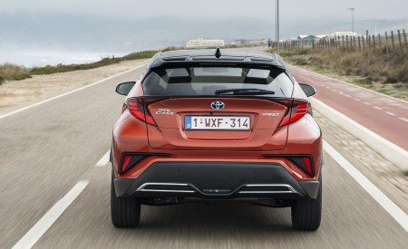 2020 Toyota C-HR Hybrid (Euro-Spec) Rear Wallpapers 450x275 (11)