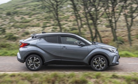 2020 Toyota C-HR Hybrid (Euro-Spec) Side Wallpapers 450x275 (125)