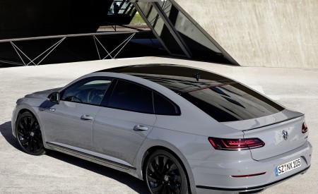 2020 Volkswagen Arteon R-Line Edition Rear Three-Quarter Wallpapers 450x275 (28)