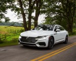 2020 Volkswagen Arteon SEL R-Line Edition (US-Spec) Front Three-Quarter Wallpapers 150x120 (5)