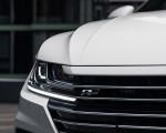 2020 Volkswagen Arteon SEL R-Line Edition (US-Spec) Grill Wallpapers 150x120 (14)