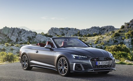 2021 Audi S5 Cabriolet (Color: Daytona Gray) Front Three-Quarter Wallpapers 450x275 (9)