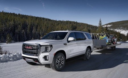 2021 GMC Yukon AT4 Front Three-Quarter Wallpapers 450x275 (35)