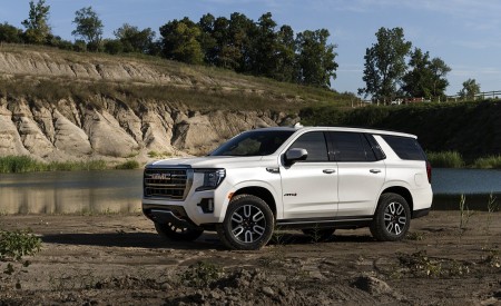 2021 GMC Yukon AT4 Front Three-Quarter Wallpapers  450x275 (16)