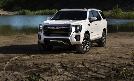 2021 GMC Yukon AT4 Front Three-Quarter Wallpapers 450x275 (18)
