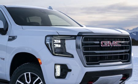 2021 GMC Yukon AT4 Headlight Wallpapers 450x275 (55)