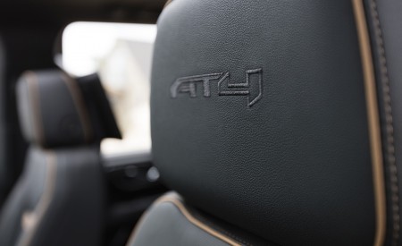 2021 GMC Yukon AT4 Interior Detail Wallpapers 450x275 (66)