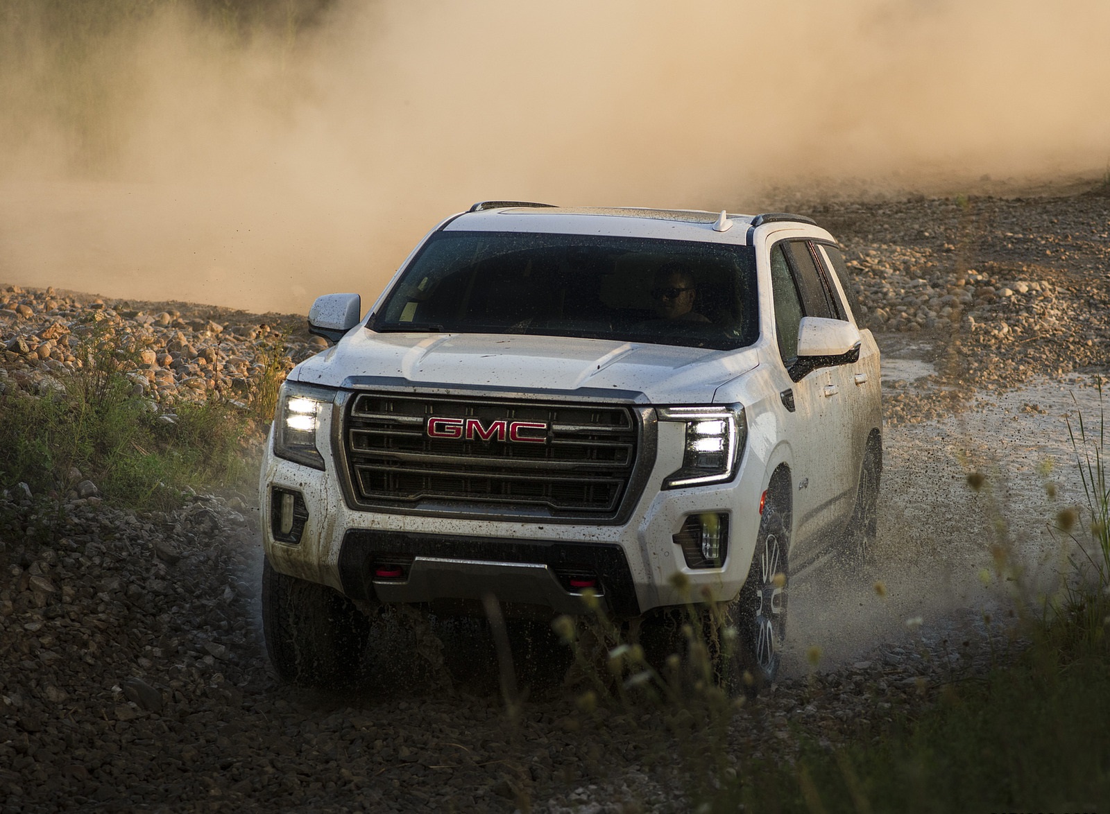 2021 GMC Yukon AT4 Off-Road Wallpapers  (12)