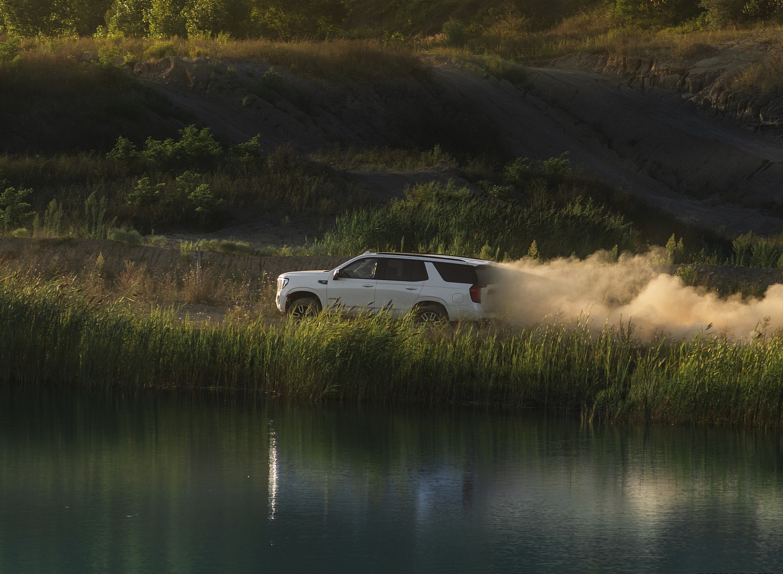 2021 GMC Yukon AT4 Off-Road Wallpapers (15)