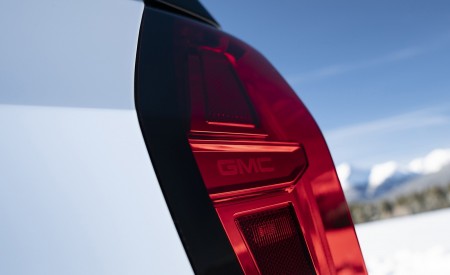 2021 GMC Yukon AT4 Tail Light Wallpapers 450x275 (53)