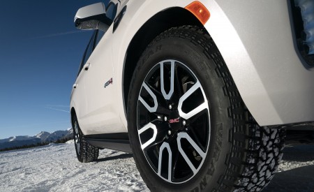 2021 GMC Yukon AT4 Wheel Wallpapers 450x275 (51)