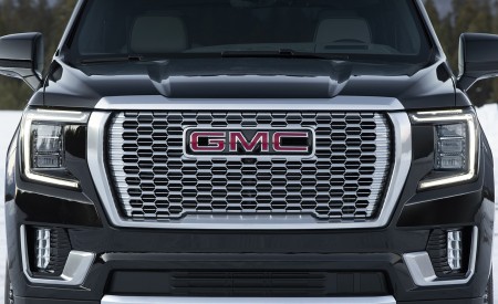 2021 GMC Yukon Denali Headlight Wallpapers 450x275 (19)