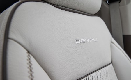 2021 GMC Yukon Denali Interior Seats Wallpapers 450x275 (46)