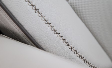 2021 GMC Yukon Denali Interior Seats Wallpapers 450x275 (47)