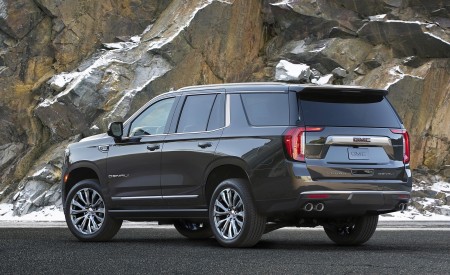 2021 GMC Yukon Denali Rear Three-Quarter Wallpapers 450x275 (6)