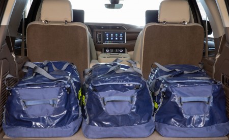 2021 GMC Yukon Denali Trunk Wallpapers 450x275 (49)