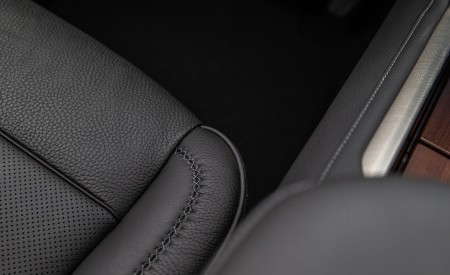 2021 GMC Yukon XL Denali Interior Detail Wallpapers 450x275 (67)