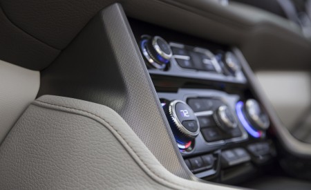 2021 GMC Yukon XL Denali Interior Detail Wallpapers 450x275 (56)