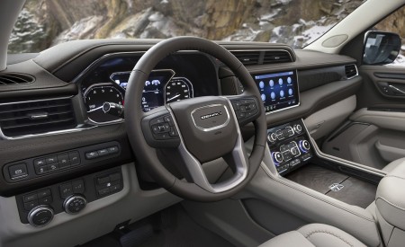 2021 GMC Yukon XL Denali Interior Wallpapers 450x275 (59)