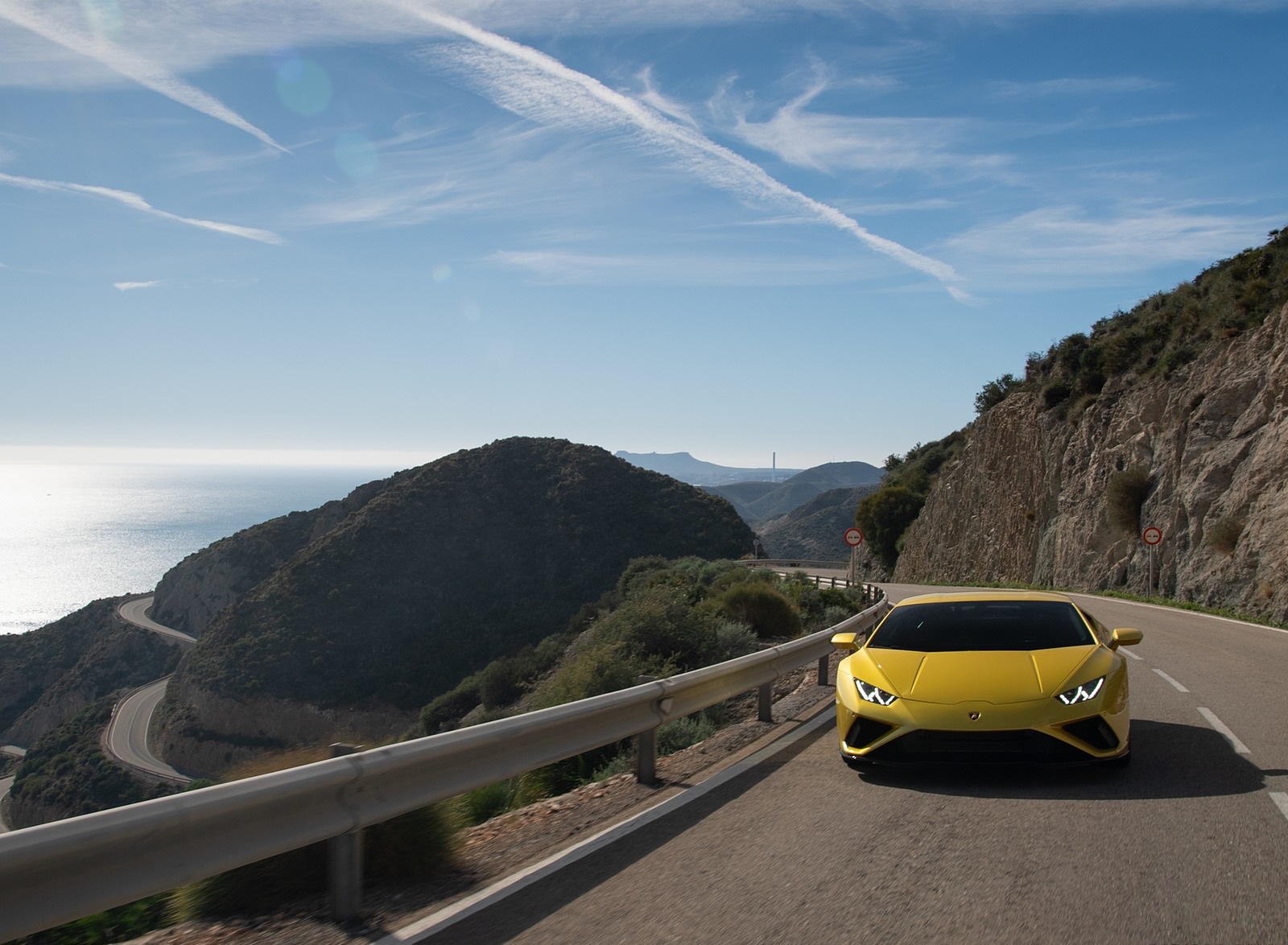2021 Lamborghini Huracán EVO RWD Front Wallpapers (5)