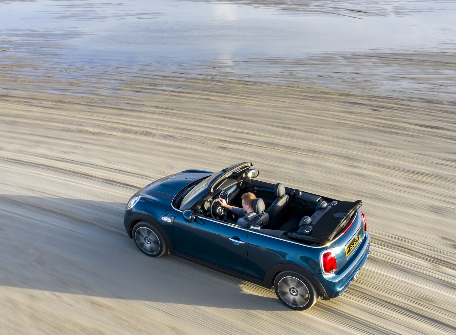 2021 MINI Convertible Sidewalk Edition Top Wallpapers (6)
