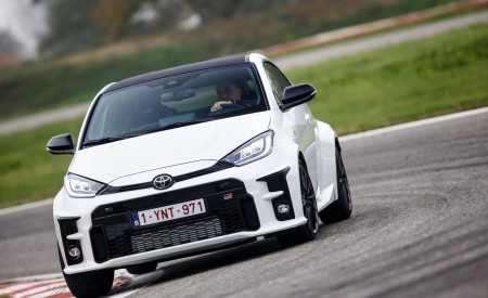 2021 Toyota GR Yaris Front Three-Quarter Wallpapers 450x275 (114)