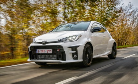 2021 Toyota GR Yaris Front Three-Quarter Wallpapers 450x275 (49)