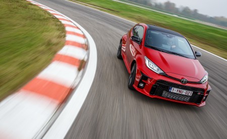 2021 Toyota GR Yaris Front Three-Quarter Wallpapers 450x275 (90)