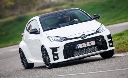 2021 Toyota GR Yaris Front Three-Quarter Wallpapers 450x275 (105)