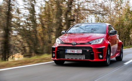 2021 Toyota GR Yaris Front Three-Quarter Wallpapers 450x275 (35)
