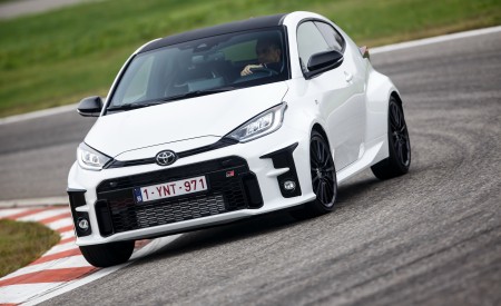 2021 Toyota GR Yaris Front Three-Quarter Wallpapers 450x275 (106)