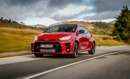 2021 Toyota GR Yaris Front Three-Quarter Wallpapers 450x275 (26)