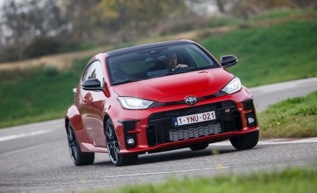2021 Toyota GR Yaris Front Wallpapers 450x275 (73)