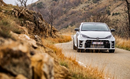 2021 Toyota GR Yaris Front Wallpapers 450x275 (67)