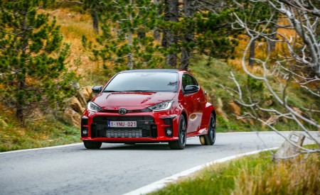 2021 Toyota GR Yaris Front Wallpapers 450x275 (30)