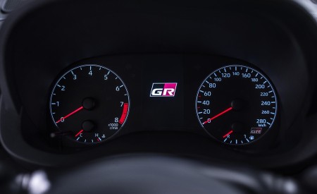 2021 Toyota GR Yaris Instrument Cluster Wallpapers 450x275 (200)